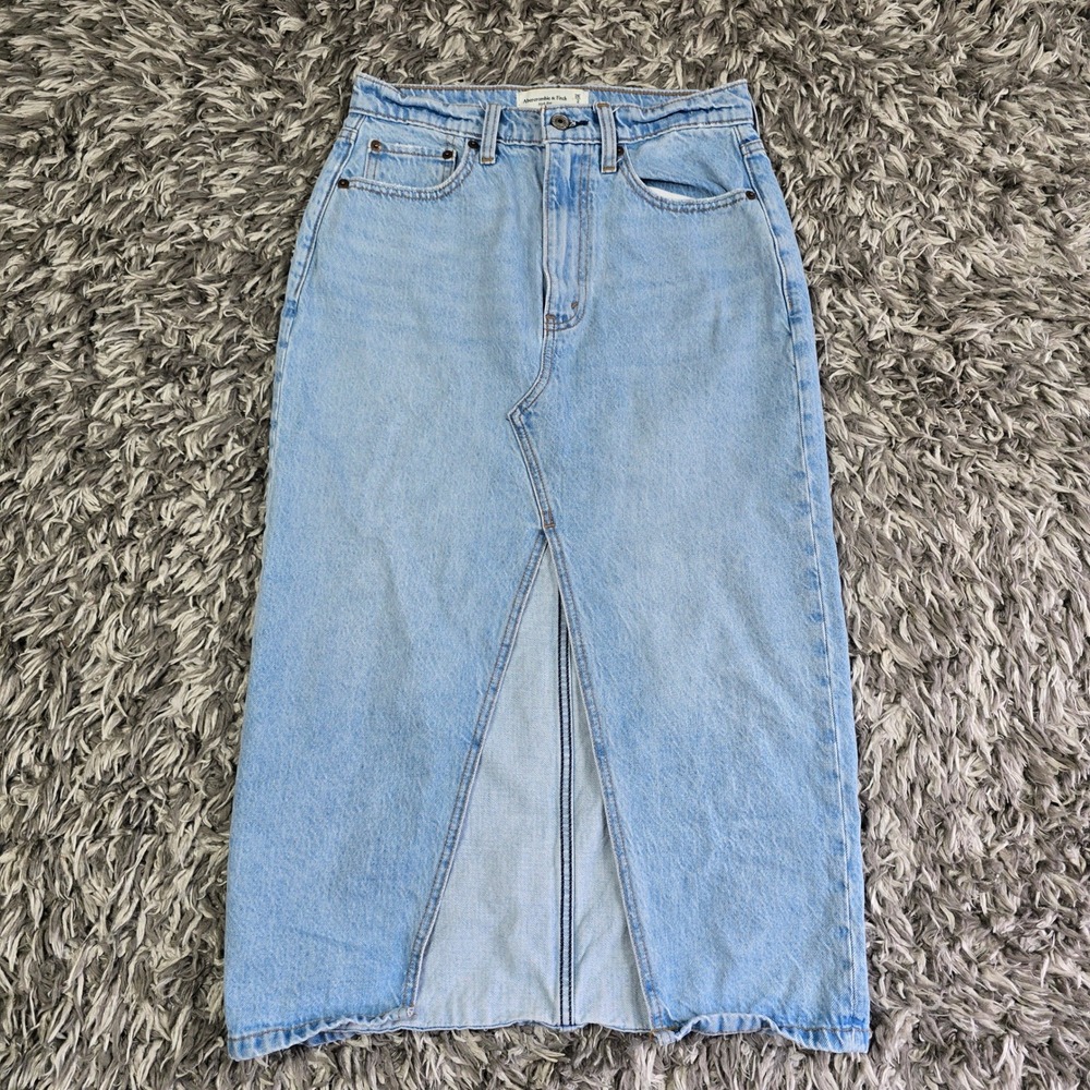 Abercrombie Fitch High Rise Denim Midi Skirt Light Wash Blue Front Slit Size 26